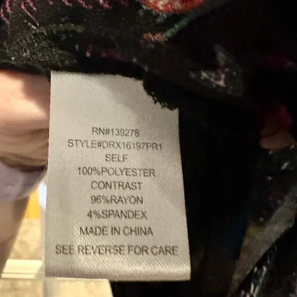 Daniel Rainn DR2 Mixed Media Tunic Top - Picture 9 of 9